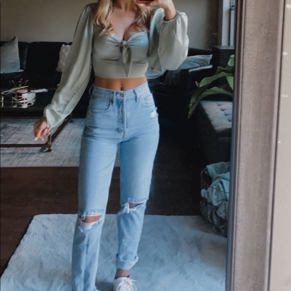 Princess Polly long puff sleeve crop top - Picture 3 of 4